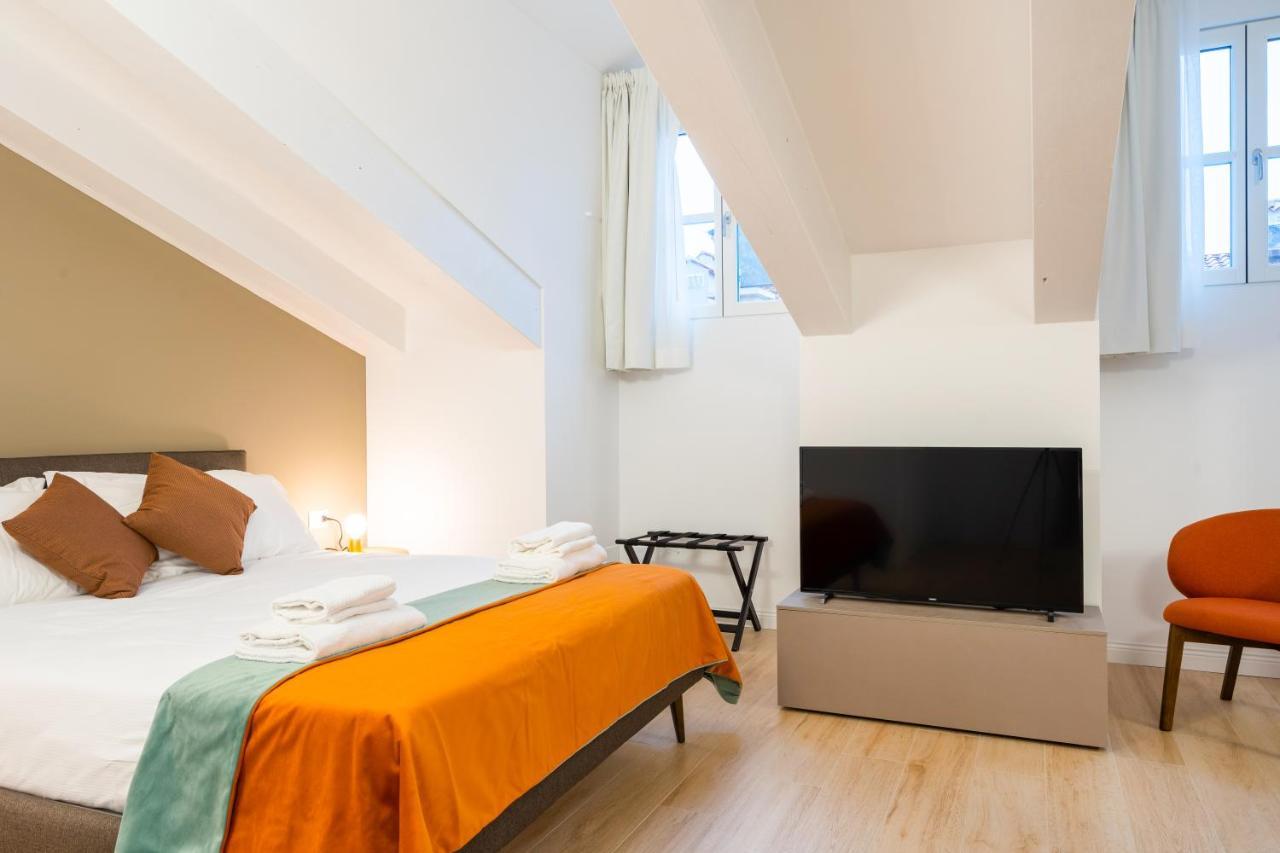 Domo Premium Apartments - Trieste Mazzini Екстериор снимка