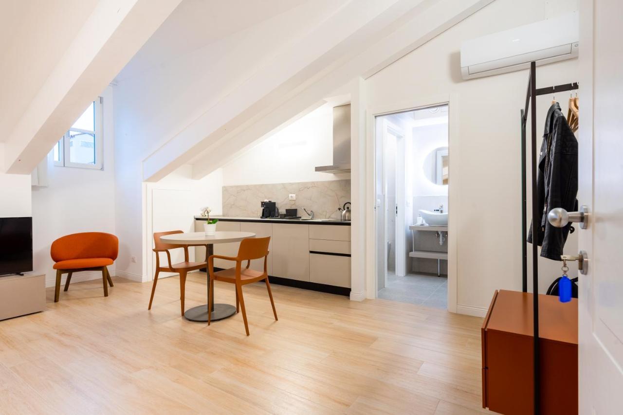 Domo Premium Apartments - Trieste Mazzini Екстериор снимка
