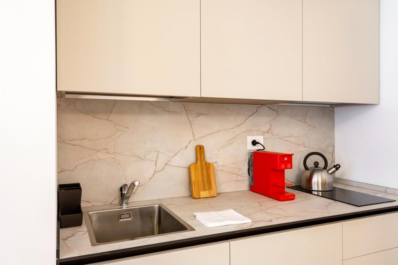 Domo Premium Apartments - Trieste Mazzini Екстериор снимка